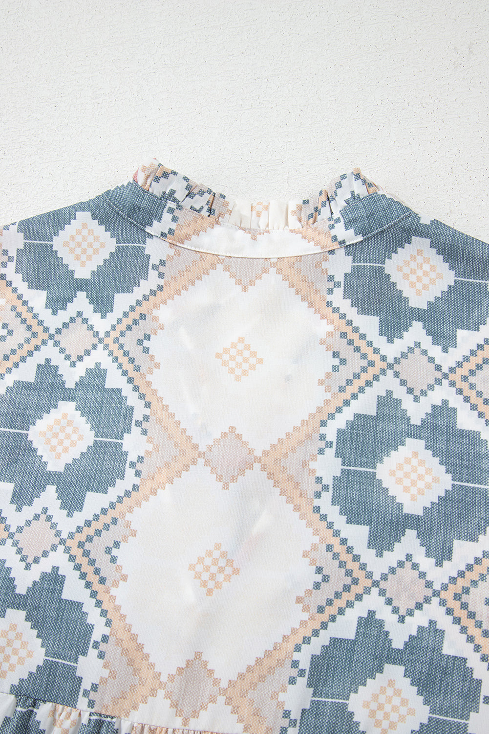 Khaki Geometric Print Tassel Tie Split Neck Balloon Sleeve Blouse-Chaelisa's New Jammies