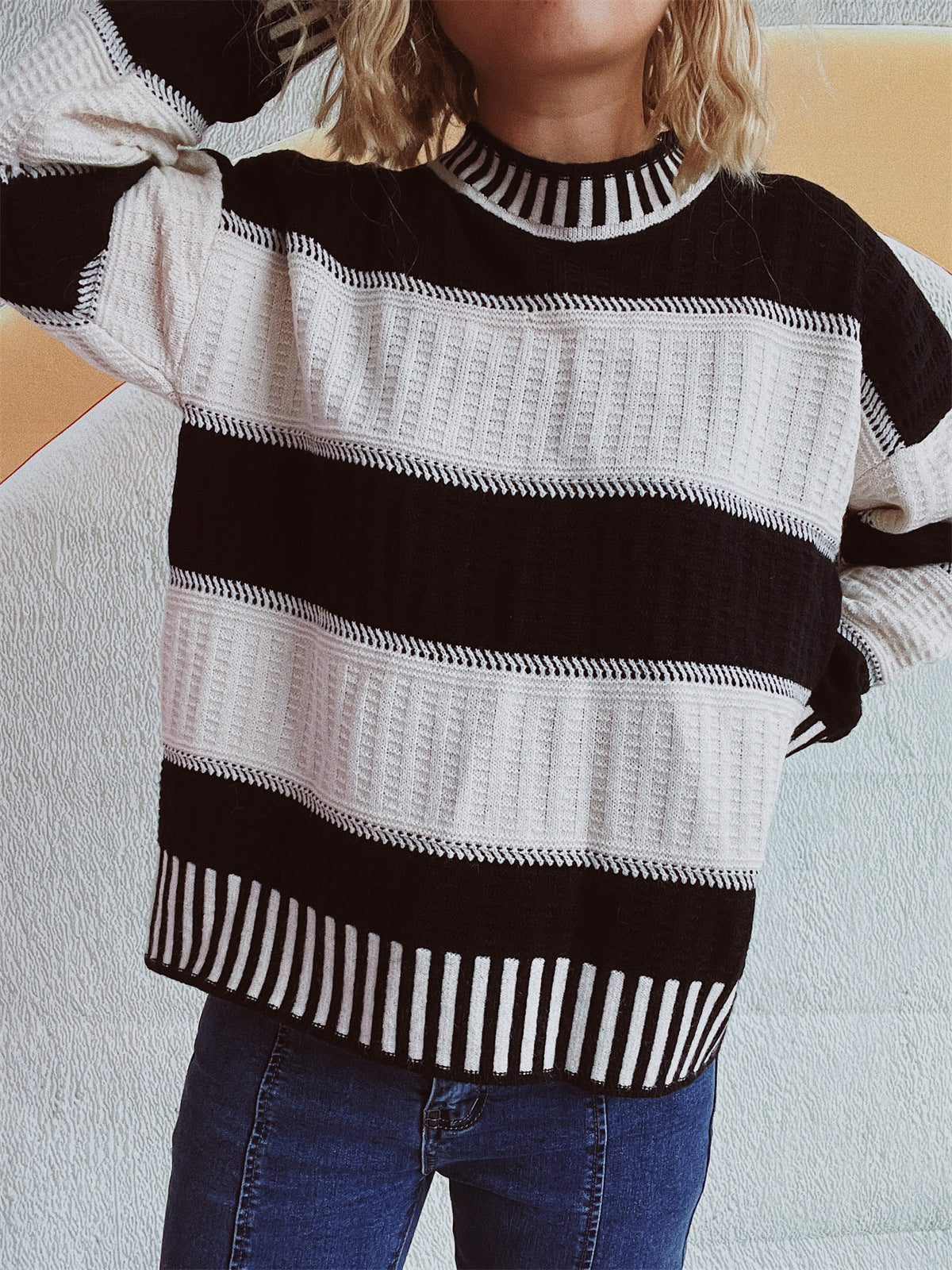 Contrast Round Neck Long Sleeve Sweater-Chaelisa's New Jammies