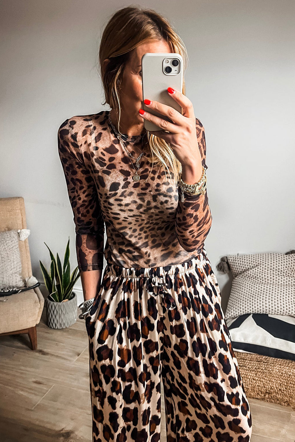 Brown Leopard Round Neck Long Sleeve Slim Top-Chaelisa's New Jammies