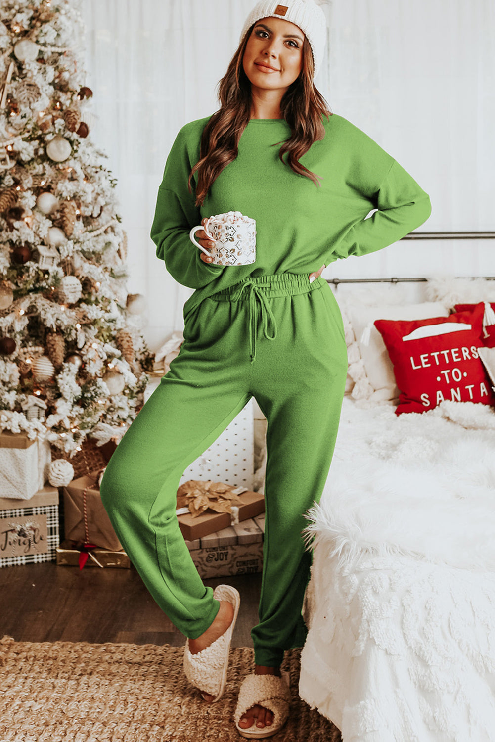 Spinach Green Long Sleeve Pullover and Jogger Pants Lounge Set-Chaelisa's New Jammies