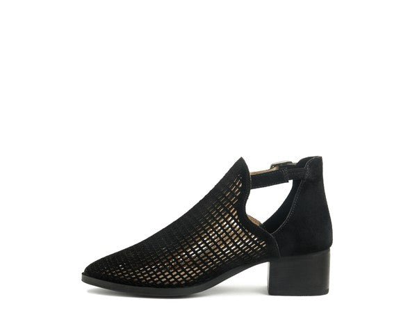 ROSALYN BLOCK HEELED CUT - OUT SANDAL - Chaelisa's New Jammies