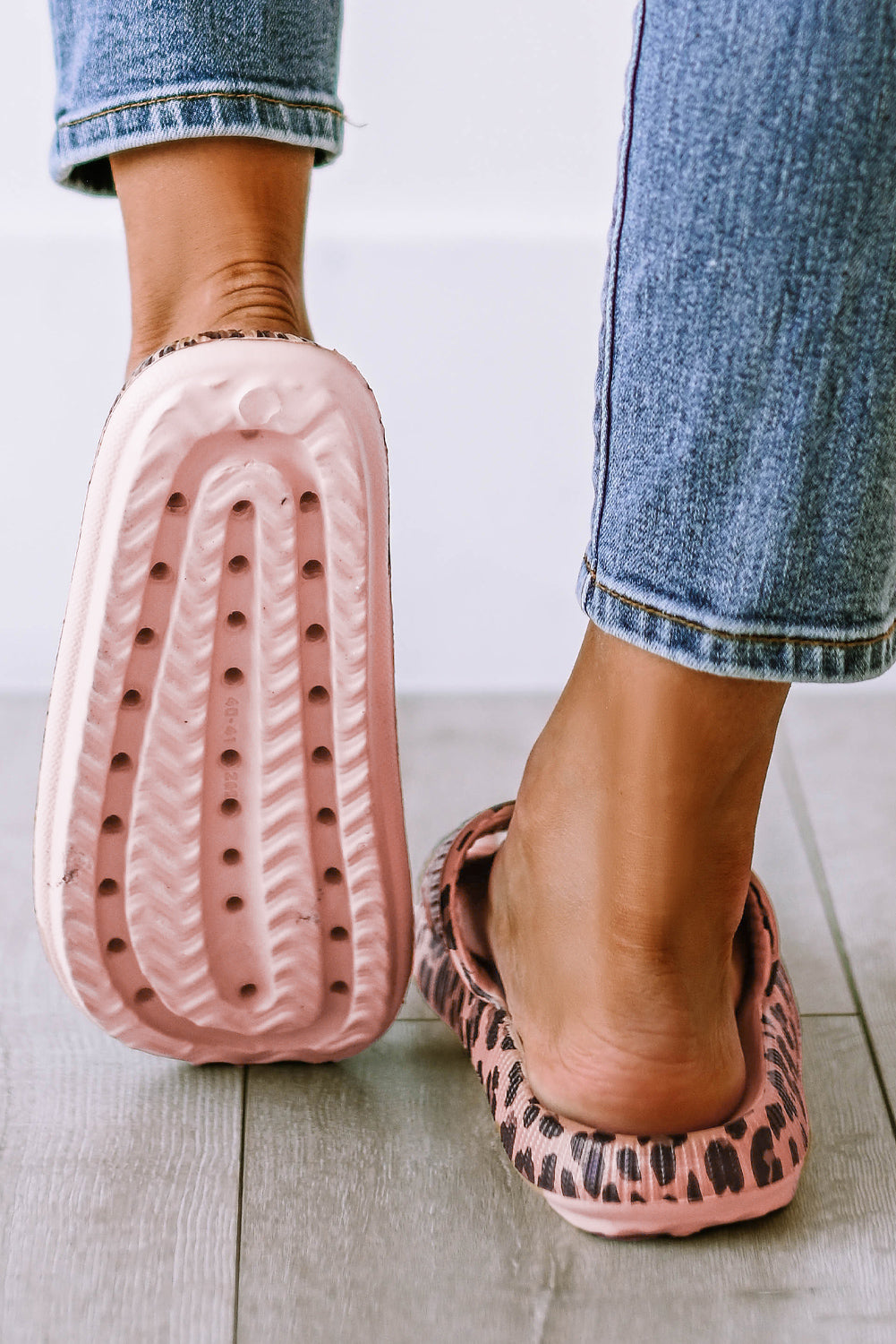 Pink Leopard Print Thick Sole Slip On Slippers-Chaelisa's New Jammies