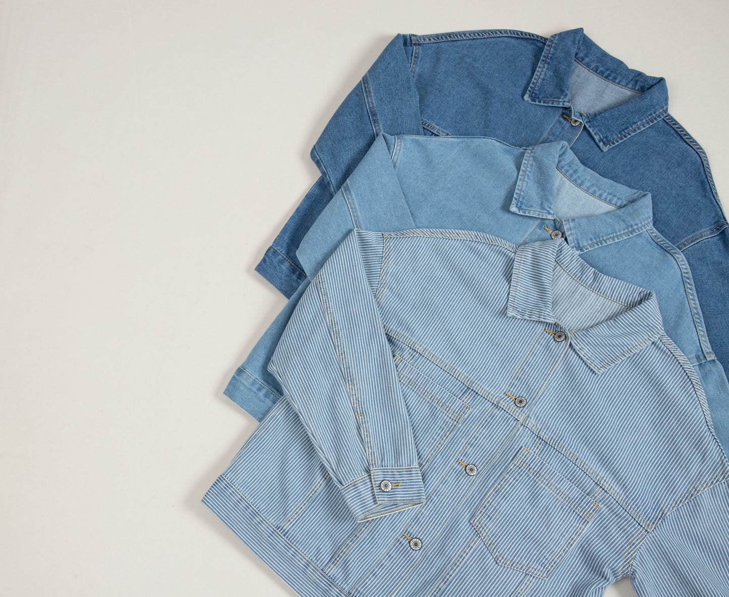 Light Blue Washed Oversize Pocketed Denim Jacket-Chaelisa's New Jammies