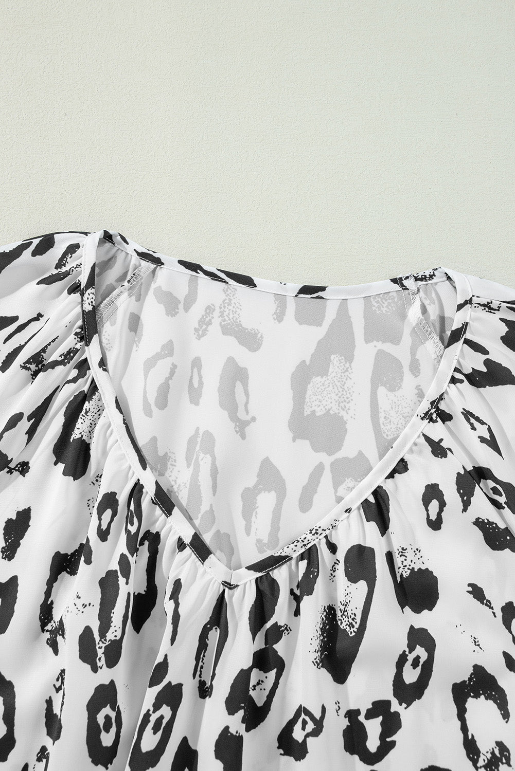 Black Leopard Print Ruched V Neck 3/4 Sleeve Blouse-Chaelisa's New Jammies