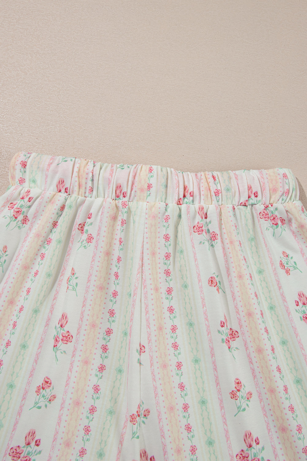 Beige Floral Print Contrast Pipping Short Pajamas Set-Chaelisa's New Jammies
