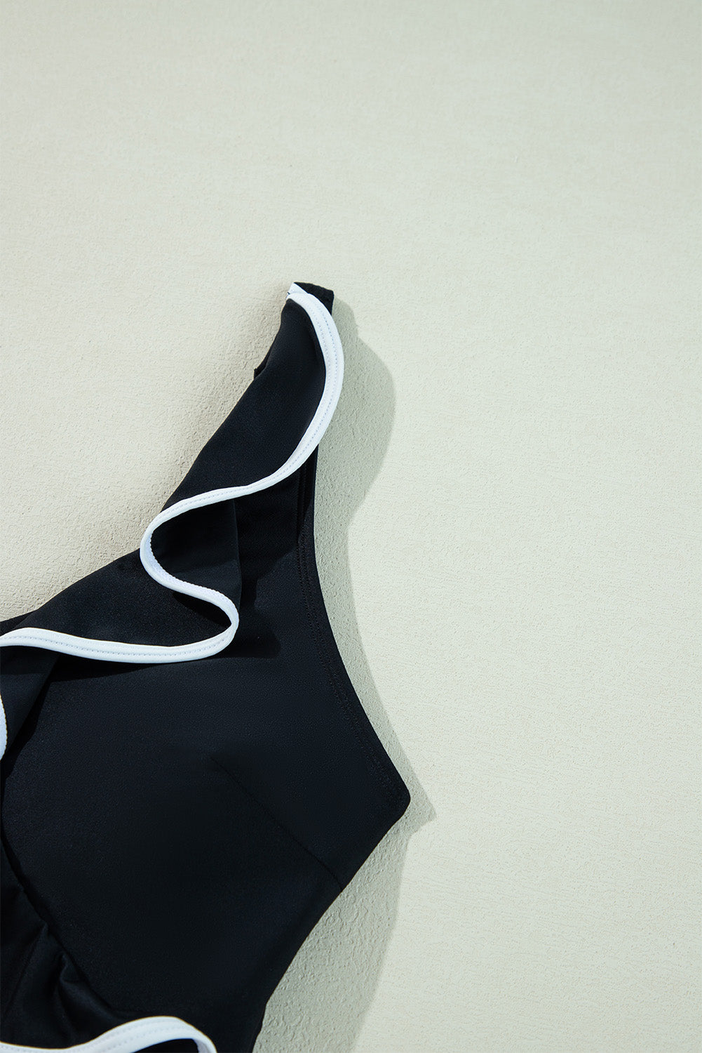 Black Color Contrast Ruffled Wrap V Neck Swimsuit-Chaelisa's New Jammies