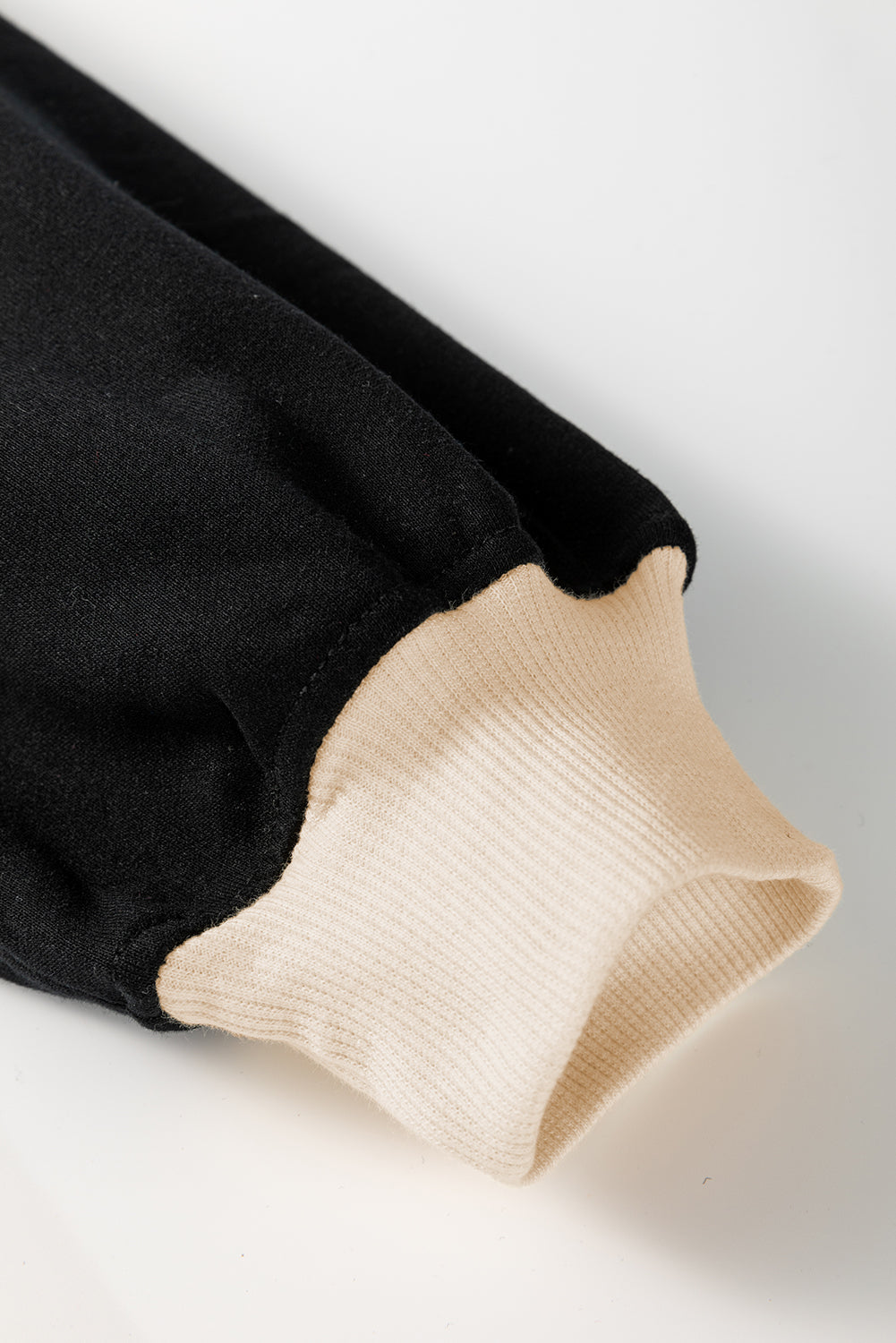 Black Color Contrast Loose Pullover and Lace-up Waist Skort Set-Chaelisa's New Jammies