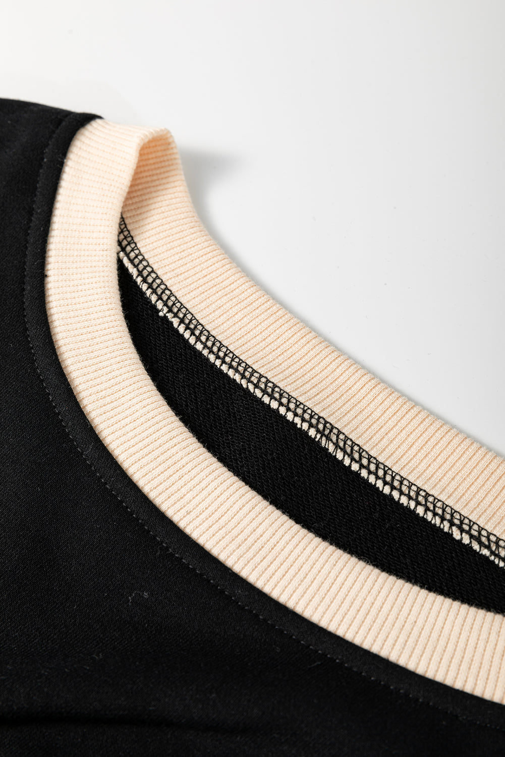 Black Color Contrast Loose Pullover and Lace-up Waist Skort Set-Chaelisa's New Jammies