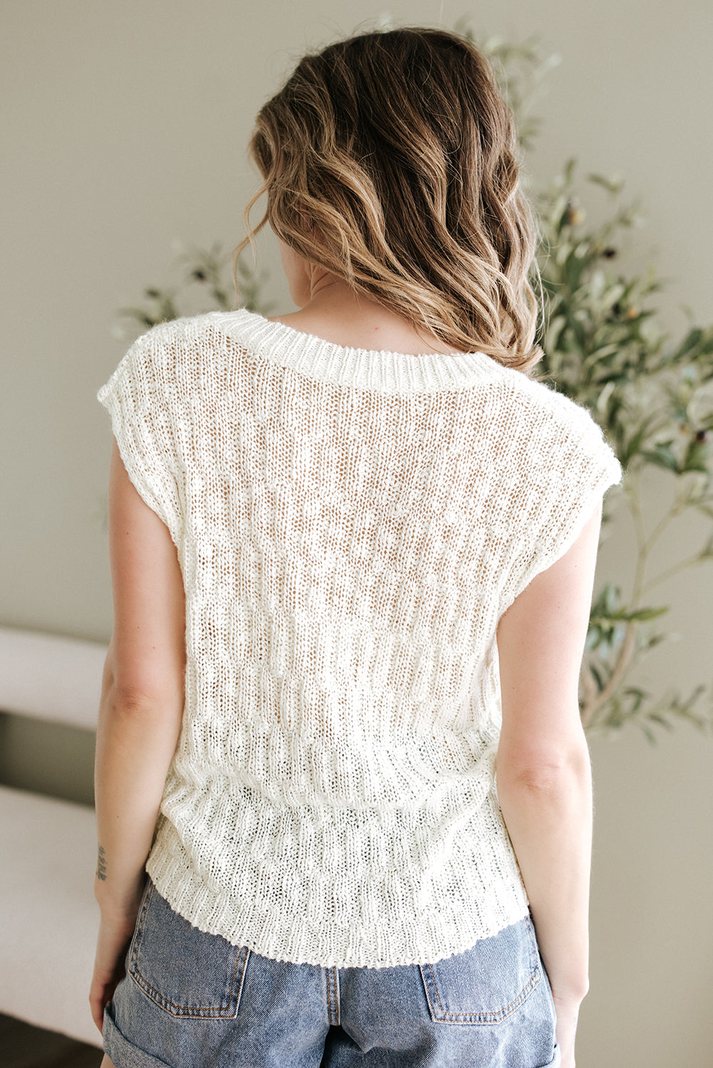 Beige Notched V Neck Short Sleeve Sweater-Chaelisa's New Jammies