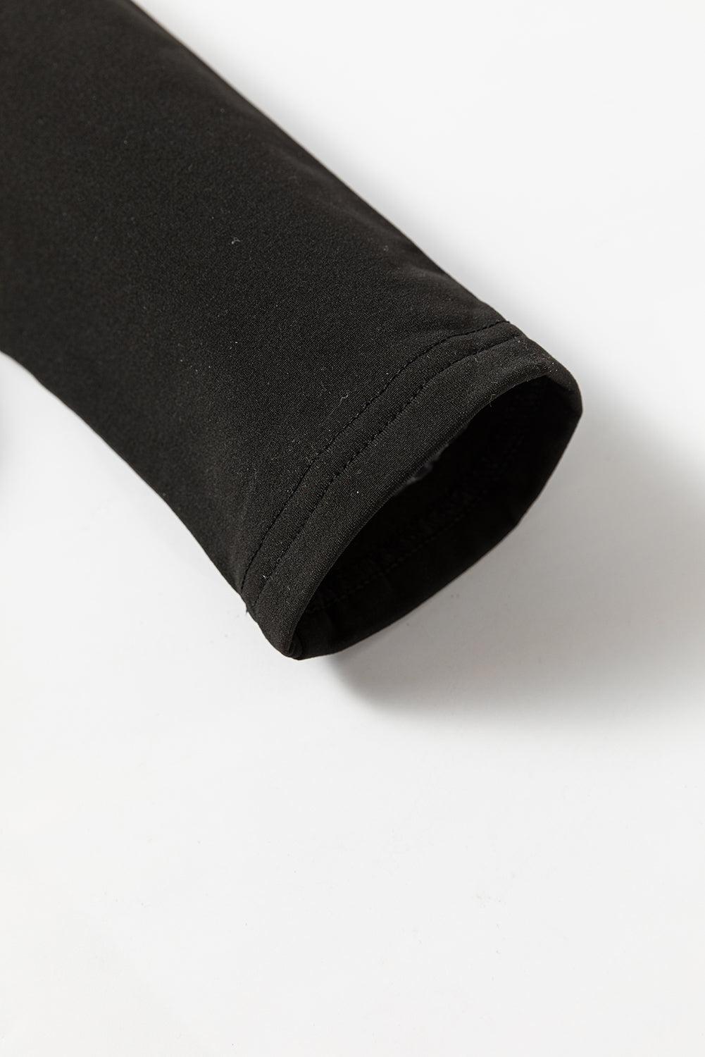 Black Solid Scoop Neck Slim Fit Thermal Top-Chaelisa's New Jammies