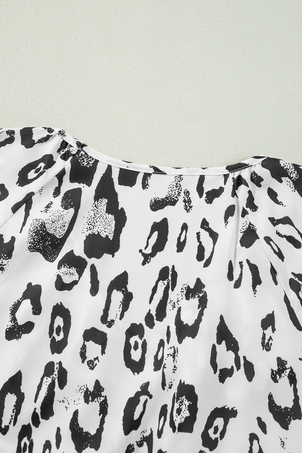 Black Leopard Print Ruched V Neck 3/4 Sleeve Blouse-Chaelisa's New Jammies