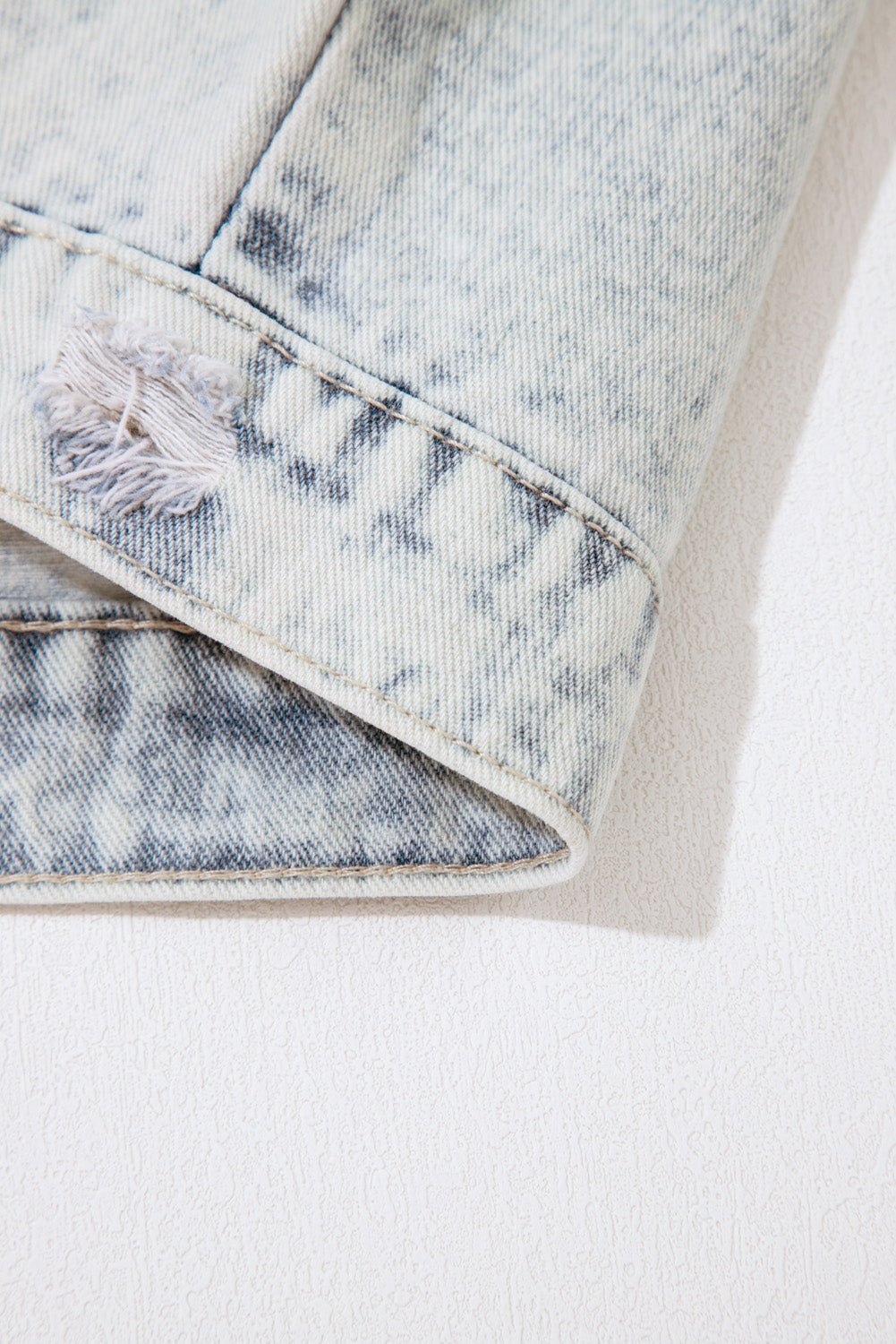 Beau Blue Light Wash Buttoned Chest Pocket Puff Sleeve Denim Jacket - Chaelisa's New Jammies