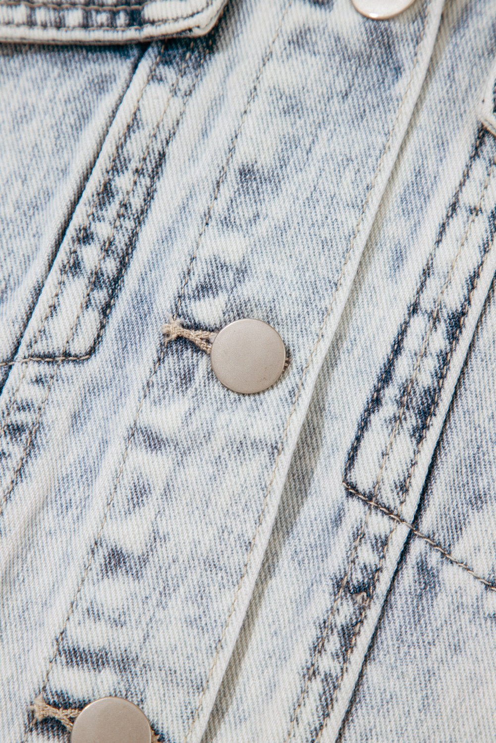 Beau Blue Light Wash Buttoned Chest Pocket Puff Sleeve Denim Jacket - Chaelisa's New Jammies