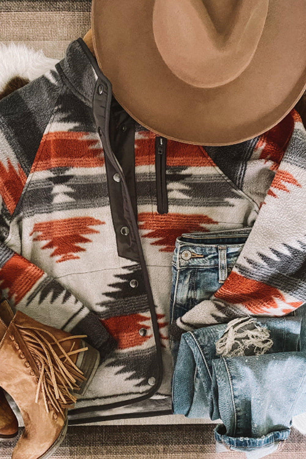 Gray Western Aztec Snap Buttoned Fleece Jacket-Chaelisa's New Jammies