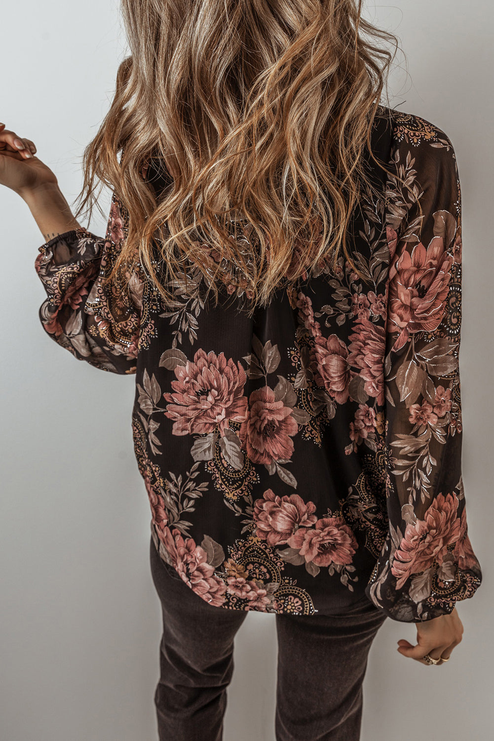 Black Floral Print Criss Cross V Neck Balloon Sleeve Blouse-Chaelisa's New Jammies