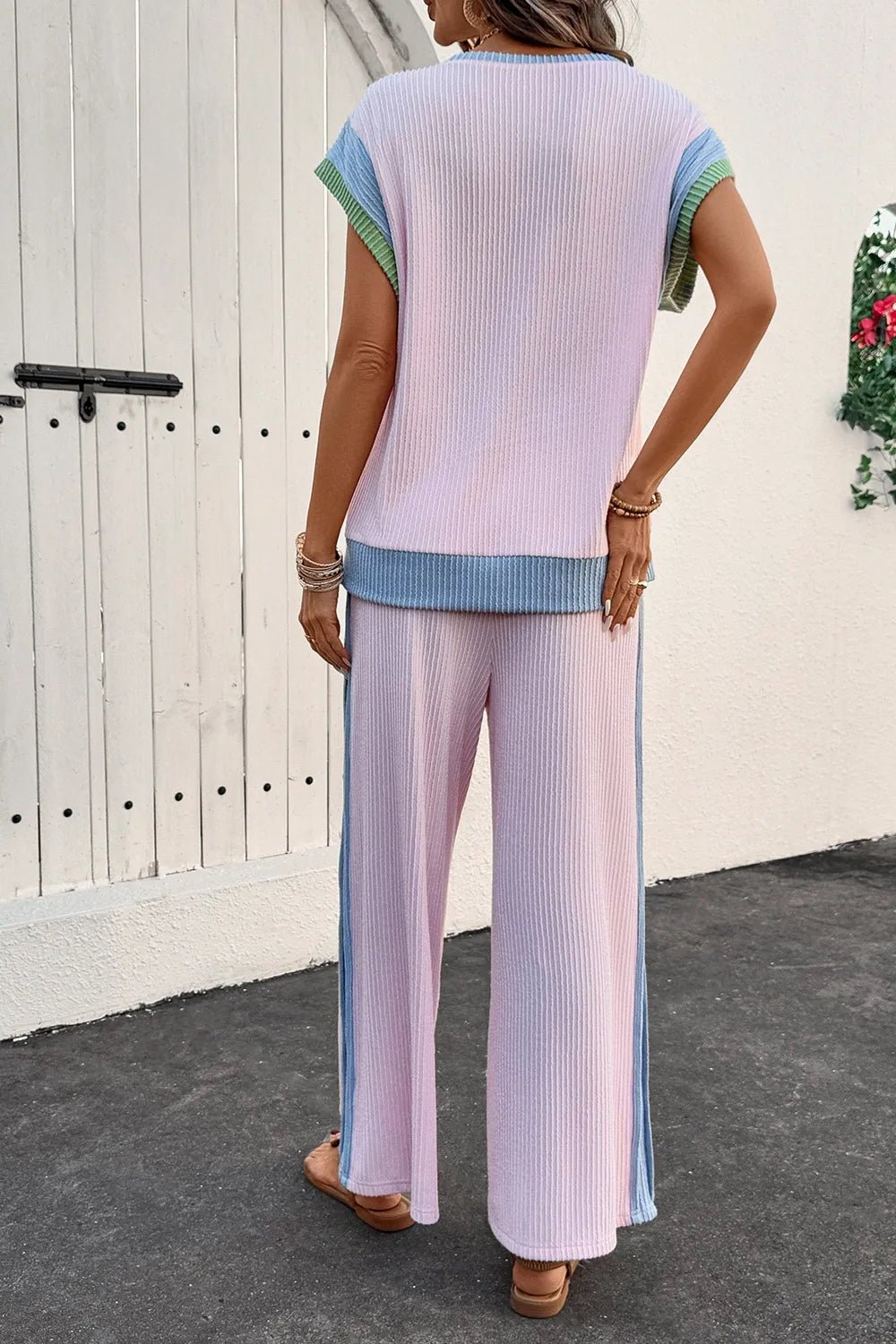 Contrast Round Neck Top and Pants Set - Chaelisa's New Jammies