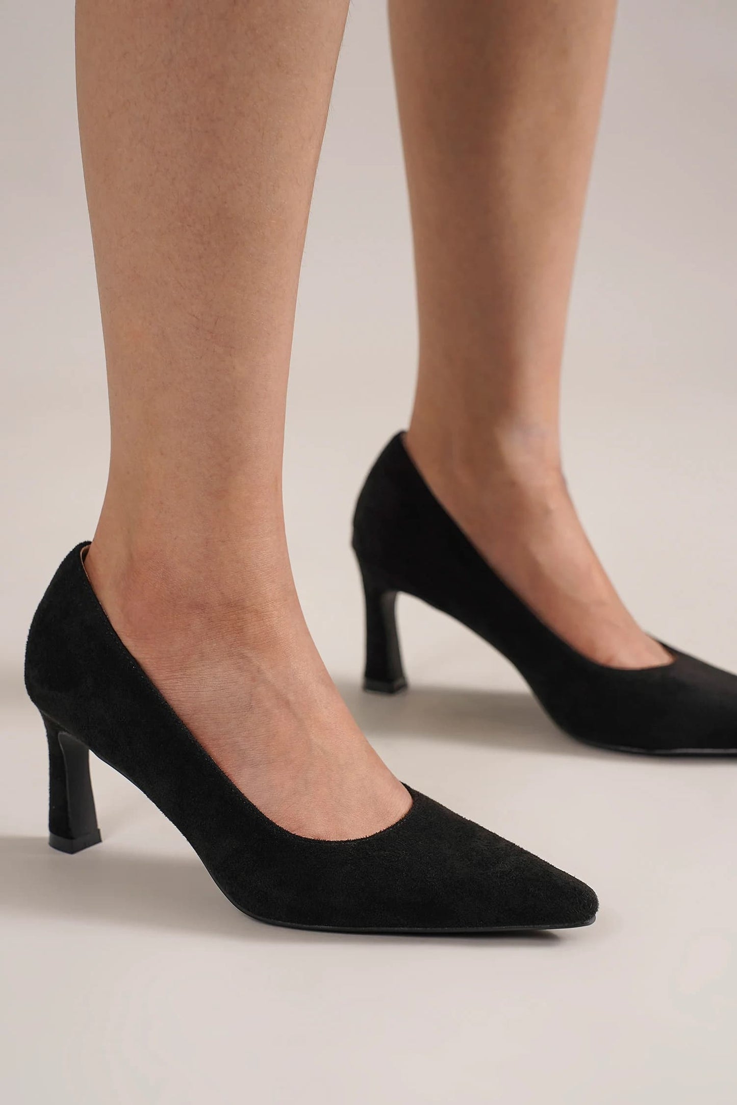 Beast Fashion Faux Suede Point Toe Pumps-Chaelisa's New Jammies