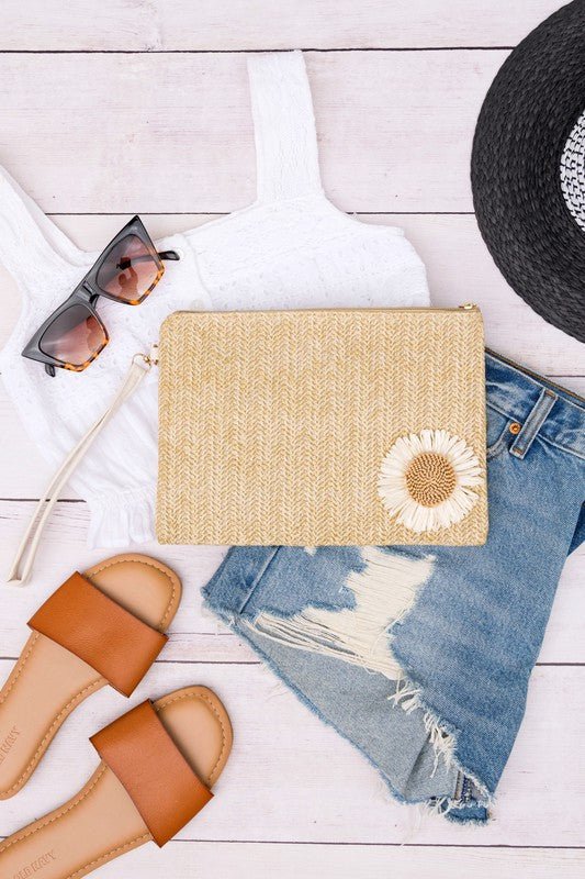 Daisy Wristlet Clutch - Chaelisa's New Jammies
