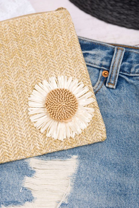 Daisy Wristlet Clutch - Chaelisa's New Jammies