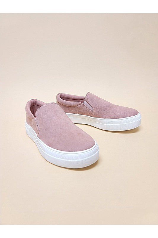 HIKE - SLIP ON CASUAL SNEAKERS - Chaelisa's New Jammies