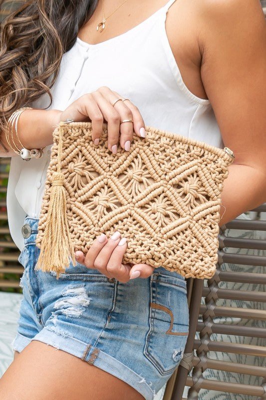 Macrame Tassel Clutch - Chaelisa's New Jammies