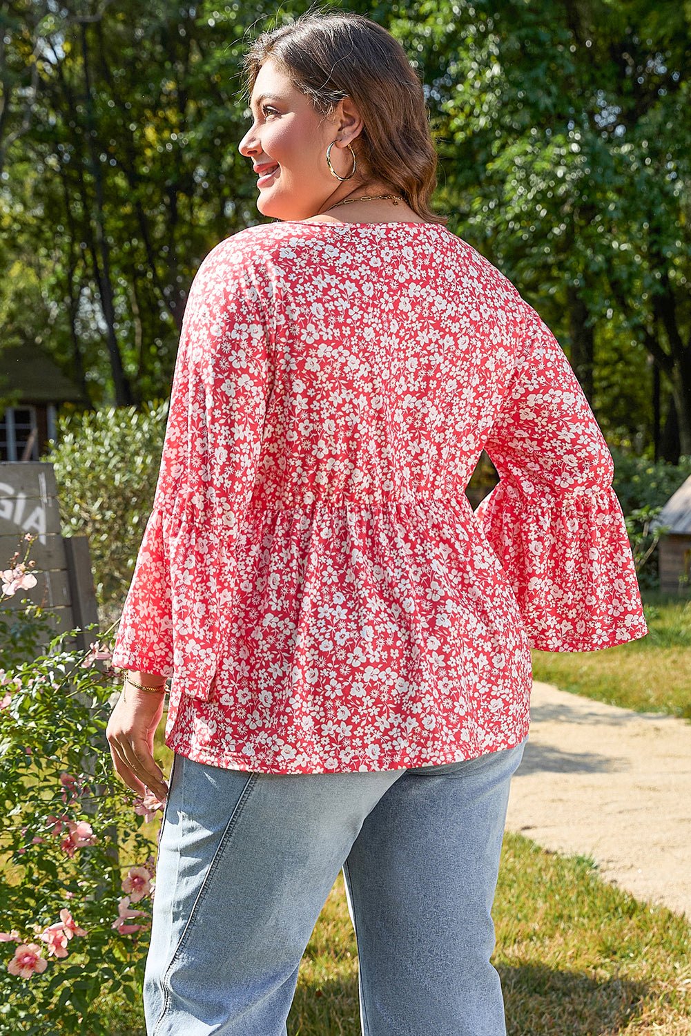 Red Plus Size Floral V Neck Flared Bracelet Sleeve Blouse - Chaelisa's New Jammies