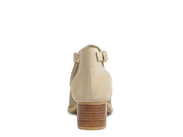 ROSALYN BLOCK HEELED CUT - OUT SANDAL - Chaelisa's New Jammies