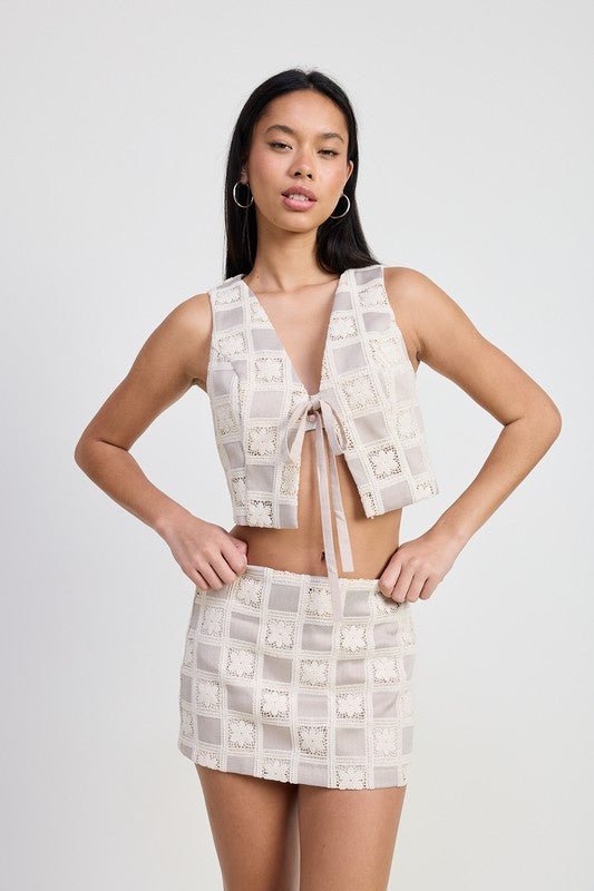 SLEEVELESS V NECK JACQUARD TOP - Chaelisa's New Jammies