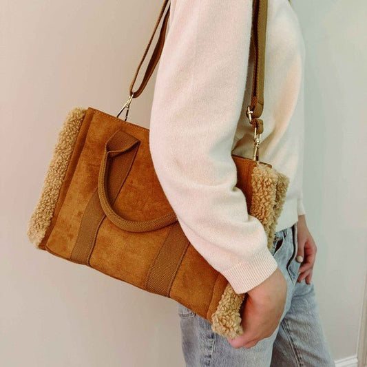 The Tote Crossbody Bag With Handles - Chaelisa's New Jammies