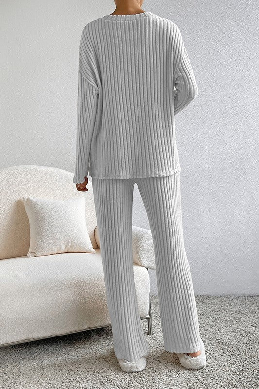 Women Ribbed Knit V Neck Slouchy Two - piece Outfit - Chaelisa's New Jammies